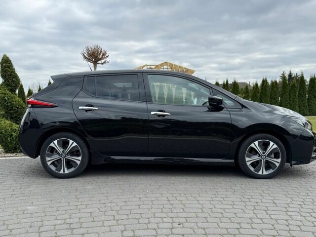 Черный Ниссан Лиф, объемом двигателя 0 л и пробегом 119 тыс. км за 12500 $, фото 4 на Automoto.ua