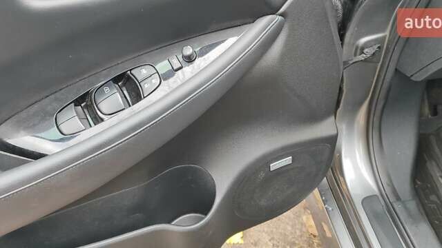 Чорний Ніссан Ліф, об'ємом двигуна 0 л та пробігом 103 тис. км за 13200 $, фото 15 на Automoto.ua