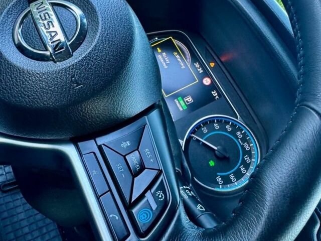 Черный Ниссан Лиф, объемом двигателя 0 л и пробегом 133 тыс. км за 11300 $, фото 20 на Automoto.ua