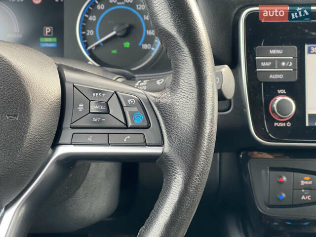 Черный Ниссан Лиф, объемом двигателя 0 л и пробегом 133 тыс. км за 12500 $, фото 16 на Automoto.ua