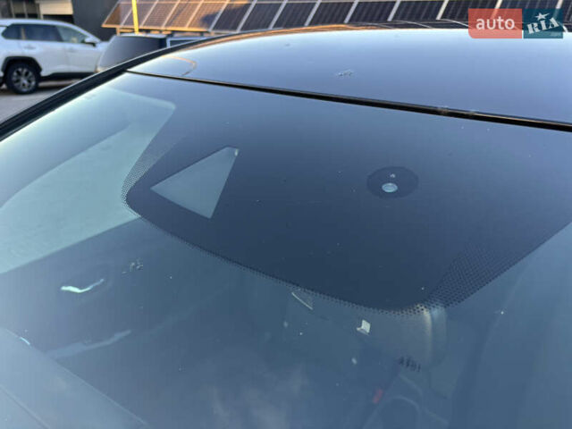 Черный Ниссан Лиф, объемом двигателя 0 л и пробегом 119 тыс. км за 11700 $, фото 51 на Automoto.ua