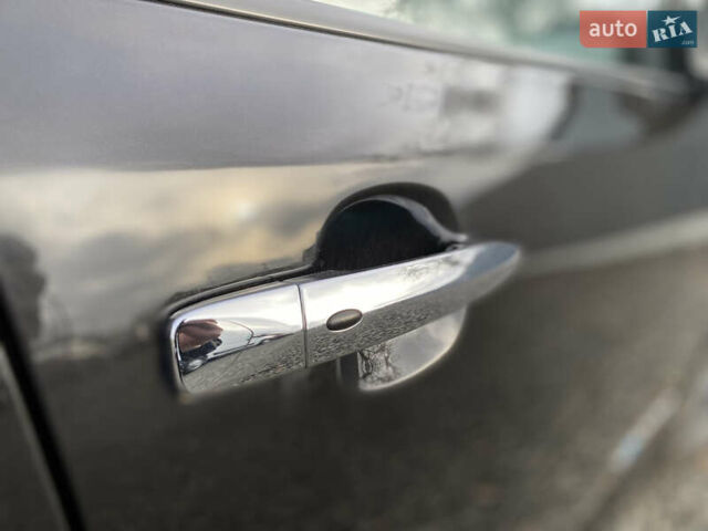 Черный Ниссан Лиф, объемом двигателя 0 л и пробегом 133 тыс. км за 12500 $, фото 47 на Automoto.ua