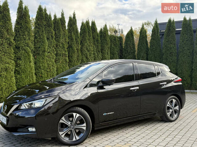 Черный Ниссан Лиф, объемом двигателя 0 л и пробегом 145 тыс. км за 11999 $, фото 7 на Automoto.ua