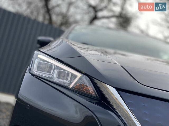 Черный Ниссан Лиф, объемом двигателя 0 л и пробегом 133 тыс. км за 12500 $, фото 60 на Automoto.ua