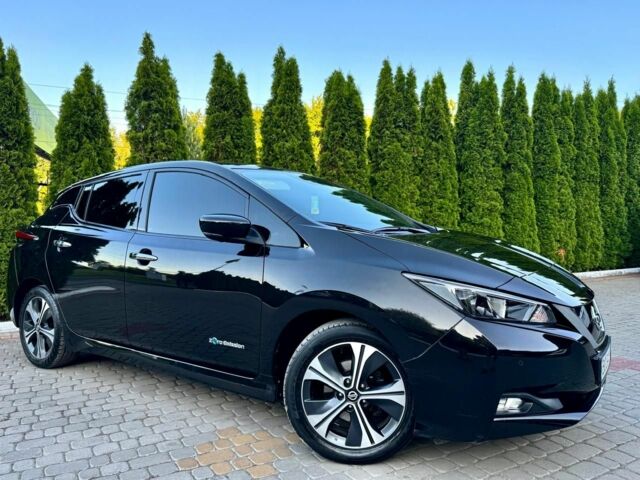 Черный Ниссан Лиф, объемом двигателя 0 л и пробегом 133 тыс. км за 11300 $, фото 7 на Automoto.ua