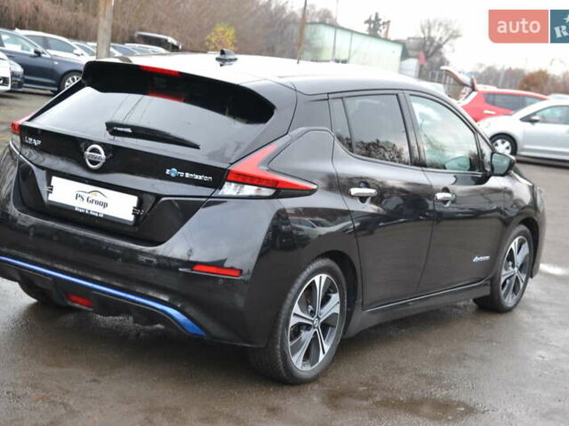 Черный Ниссан Лиф, объемом двигателя 0 л и пробегом 100 тыс. км за 11999 $, фото 5 на Automoto.ua