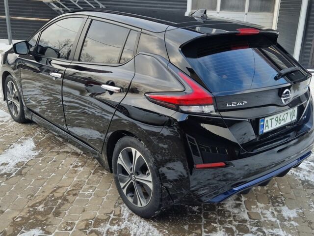 Чорний Ніссан Ліф, об'ємом двигуна 0 л та пробігом 125 тис. км за 13000 $, фото 3 на Automoto.ua