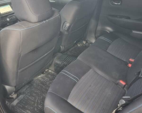 Черный Ниссан Лиф, объемом двигателя 0 л и пробегом 158 тыс. км за 13000 $, фото 2 на Automoto.ua