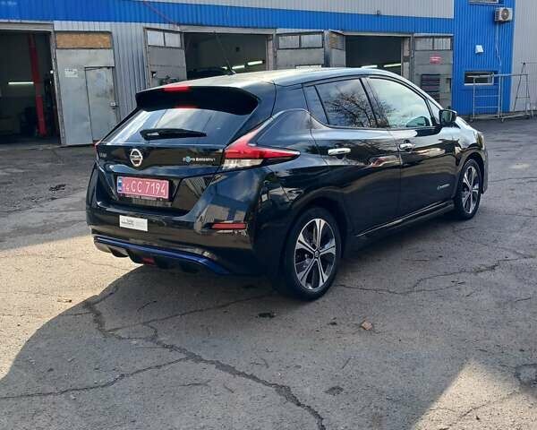 Чорний Ніссан Ліф, об'ємом двигуна 0 л та пробігом 94 тис. км за 13300 $, фото 7 на Automoto.ua