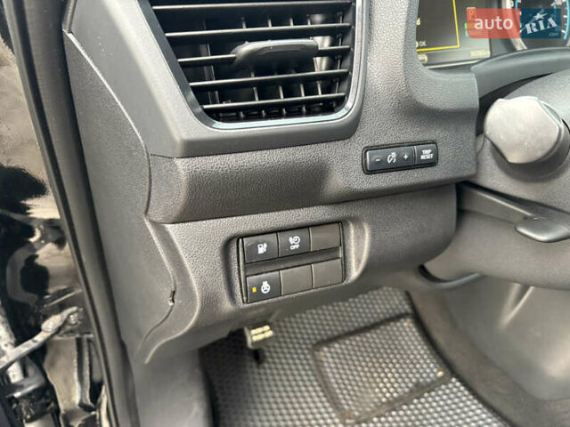 Черный Ниссан Лиф, объемом двигателя 0 л и пробегом 97 тыс. км за 10300 $, фото 9 на Automoto.ua