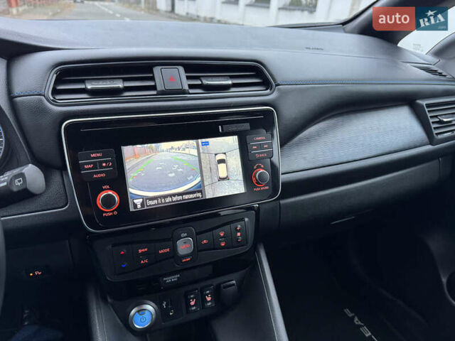 Черный Ниссан Лиф, объемом двигателя 0 л и пробегом 19 тыс. км за 14800 $, фото 11 на Automoto.ua