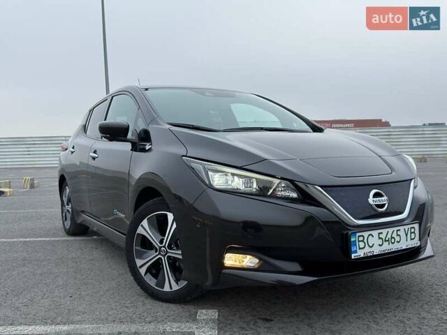 Черный Ниссан Лиф, объемом двигателя 0 л и пробегом 92 тыс. км за 13100 $, фото 27 на Automoto.ua