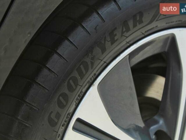 Чорний Ніссан Ліф, об'ємом двигуна 0 л та пробігом 64 тис. км за 13299 $, фото 28 на Automoto.ua