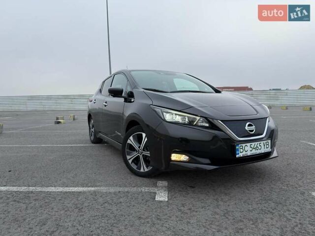 Черный Ниссан Лиф, объемом двигателя 0 л и пробегом 92 тыс. км за 13100 $, фото 43 на Automoto.ua