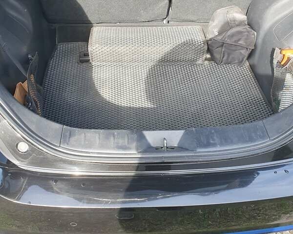 Черный Ниссан Лиф, объемом двигателя 0 л и пробегом 150 тыс. км за 17150 $, фото 3 на Automoto.ua