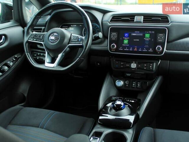 Чорний Ніссан Ліф, об'ємом двигуна 0 л та пробігом 64 тис. км за 13299 $, фото 35 на Automoto.ua