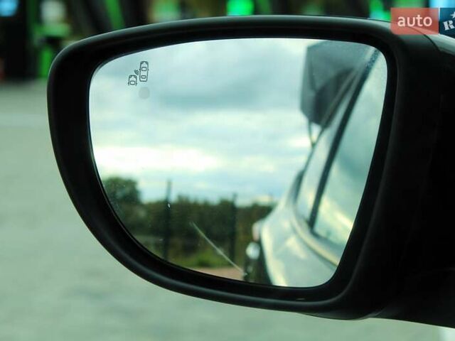 Чорний Ніссан Ліф, об'ємом двигуна 0 л та пробігом 64 тис. км за 13299 $, фото 26 на Automoto.ua