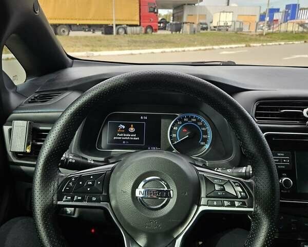 Чорний Ніссан Ліф, об'ємом двигуна 0 л та пробігом 165 тис. км за 11200 $, фото 12 на Automoto.ua