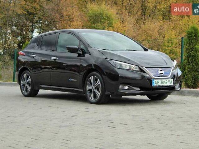 Чорний Ніссан Ліф, об'ємом двигуна 0 л та пробігом 64 тис. км за 13299 $, фото 4 на Automoto.ua