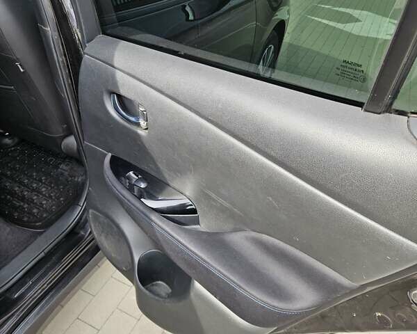 Чорний Ніссан Ліф, об'ємом двигуна 0 л та пробігом 165 тис. км за 11200 $, фото 8 на Automoto.ua