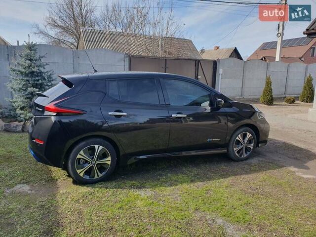 Черный Ниссан Лиф, объемом двигателя 0 л и пробегом 150 тыс. км за 17150 $, фото 8 на Automoto.ua