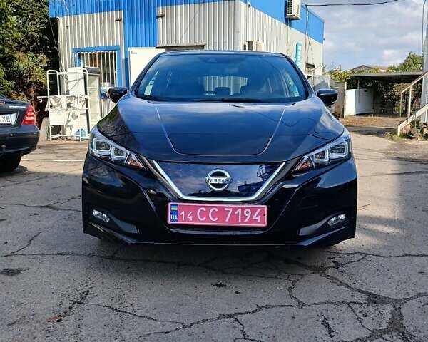 Чорний Ніссан Ліф, об'ємом двигуна 0 л та пробігом 94 тис. км за 13300 $, фото 4 на Automoto.ua