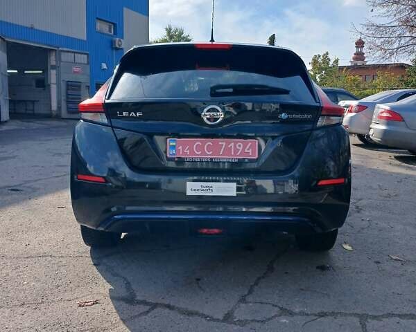 Чорний Ніссан Ліф, об'ємом двигуна 0 л та пробігом 94 тис. км за 13300 $, фото 8 на Automoto.ua