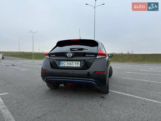 Черный Ниссан Лиф, объемом двигателя 0 л и пробегом 92 тыс. км за 13100 $, фото 12 на Automoto.ua