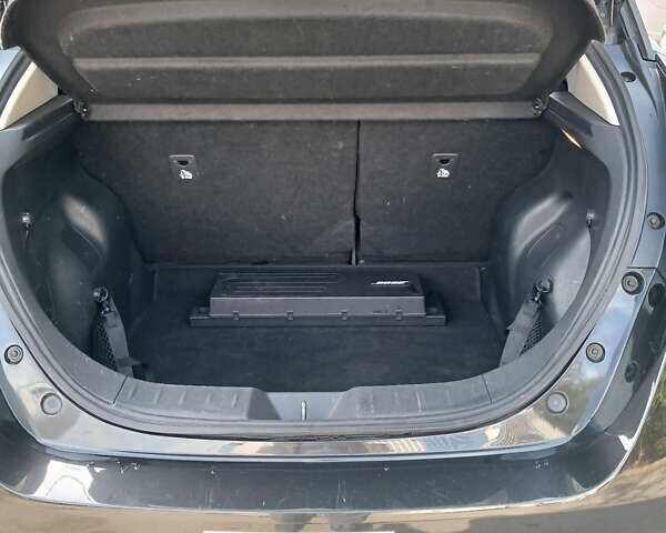 Чорний Ніссан Ліф, об'ємом двигуна 0 л та пробігом 94 тис. км за 13300 $, фото 2 на Automoto.ua