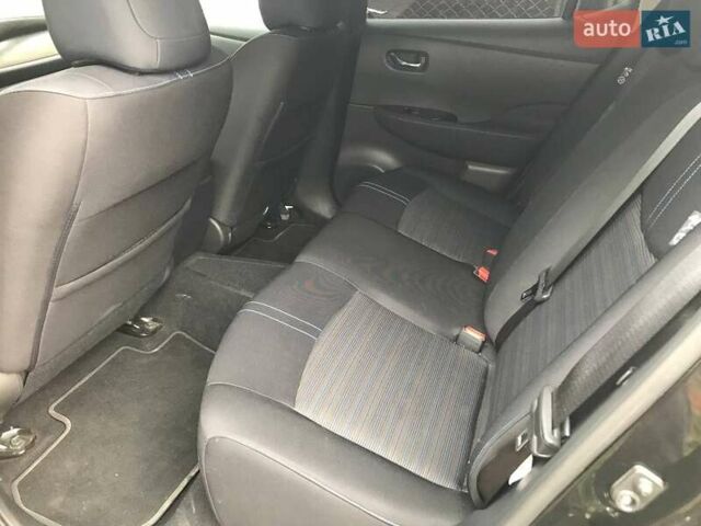 Черный Ниссан Лиф, объемом двигателя 0 л и пробегом 90 тыс. км за 20500 $, фото 10 на Automoto.ua