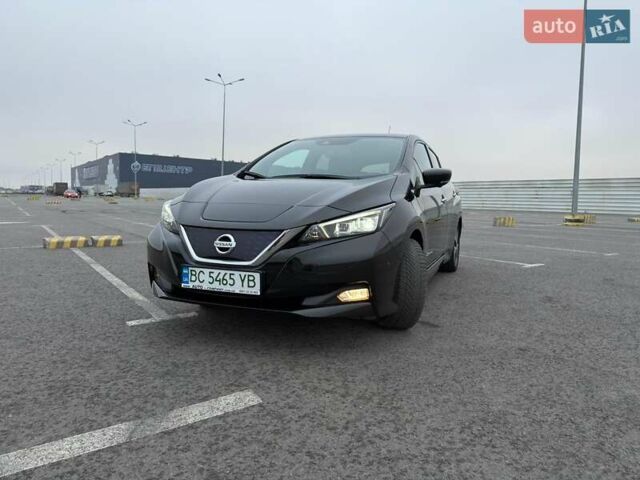 Черный Ниссан Лиф, объемом двигателя 0 л и пробегом 92 тыс. км за 13100 $, фото 39 на Automoto.ua