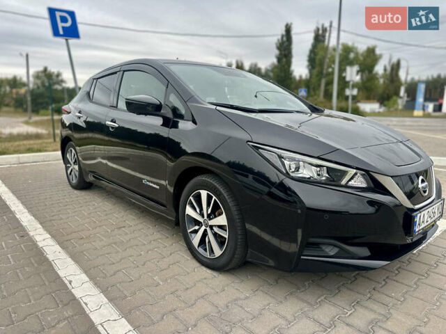 Чорний Ніссан Ліф, об'ємом двигуна 0 л та пробігом 44 тис. км за 13200 $, фото 1 на Automoto.ua