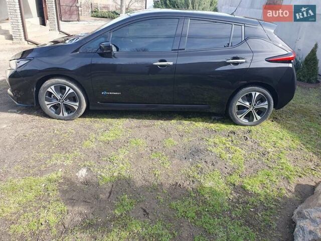 Черный Ниссан Лиф, объемом двигателя 0 л и пробегом 150 тыс. км за 17150 $, фото 9 на Automoto.ua