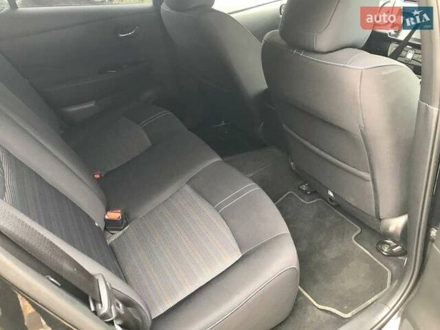 Черный Ниссан Лиф, объемом двигателя 0 л и пробегом 90 тыс. км за 20500 $, фото 12 на Automoto.ua