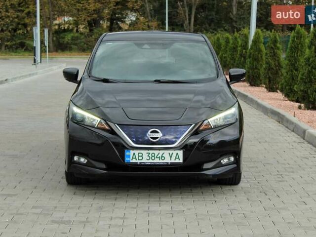Чорний Ніссан Ліф, об'ємом двигуна 0 л та пробігом 64 тис. км за 13299 $, фото 2 на Automoto.ua