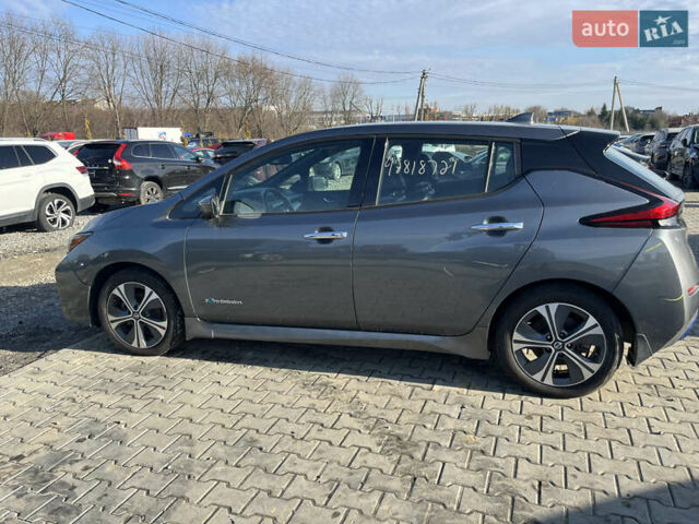 Черный Ниссан Лиф, объемом двигателя 0 л и пробегом 234 тыс. км за 11000 $, фото 2 на Automoto.ua