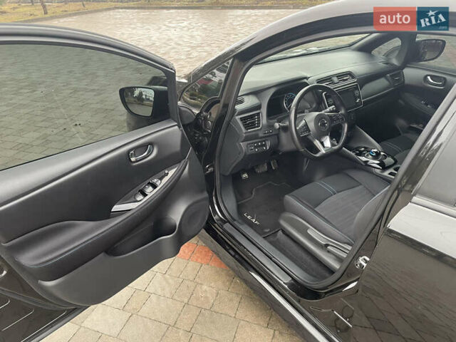 Чорний Ніссан Ліф, об'ємом двигуна 0 л та пробігом 115 тис. км за 12000 $, фото 9 на Automoto.ua