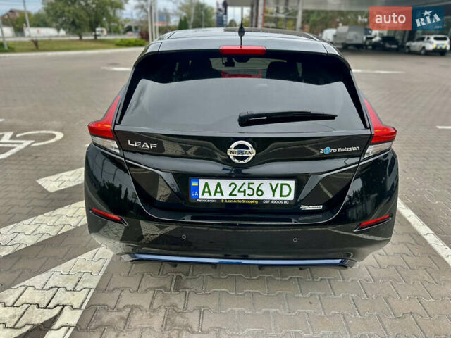 Чорний Ніссан Ліф, об'ємом двигуна 0 л та пробігом 44 тис. км за 13200 $, фото 5 на Automoto.ua
