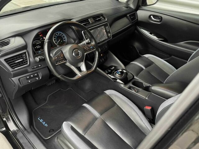 Черный Ниссан Лиф, объемом двигателя 0 л и пробегом 68 тыс. км за 9000 $, фото 7 на Automoto.ua