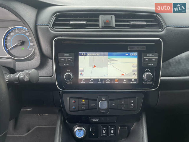 Чорний Ніссан Ліф, об'ємом двигуна 0 л та пробігом 115 тис. км за 12000 $, фото 15 на Automoto.ua