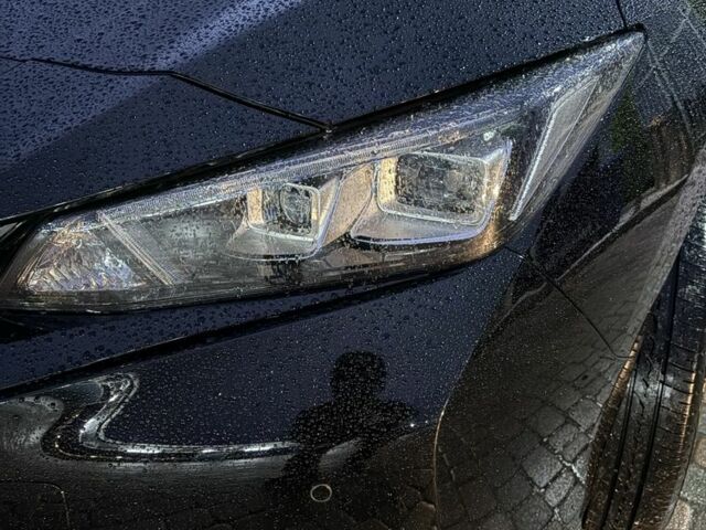 Черный Ниссан Лиф, объемом двигателя 0 л и пробегом 50 тыс. км за 12600 $, фото 4 на Automoto.ua