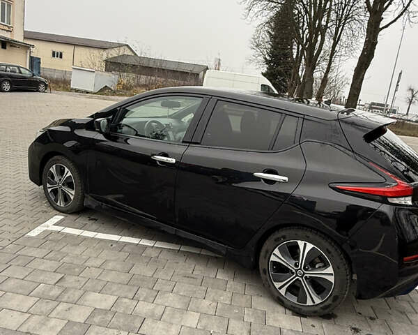 Чорний Ніссан Ліф, об'ємом двигуна 0 л та пробігом 44 тис. км за 14900 $, фото 6 на Automoto.ua