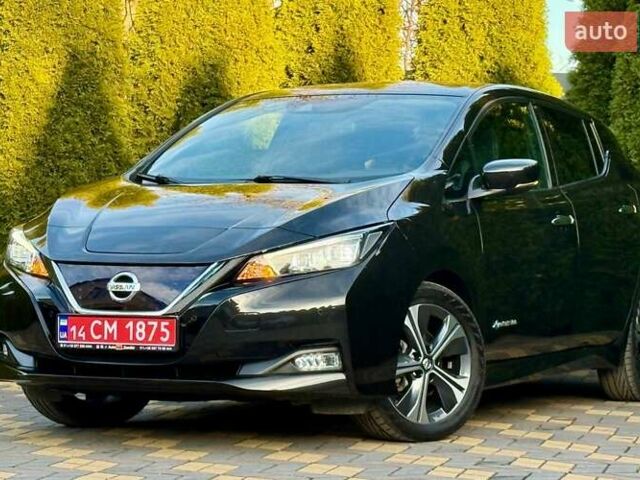 Черный Ниссан Лиф, объемом двигателя 0 л и пробегом 21 тыс. км за 15700 $, фото 4 на Automoto.ua