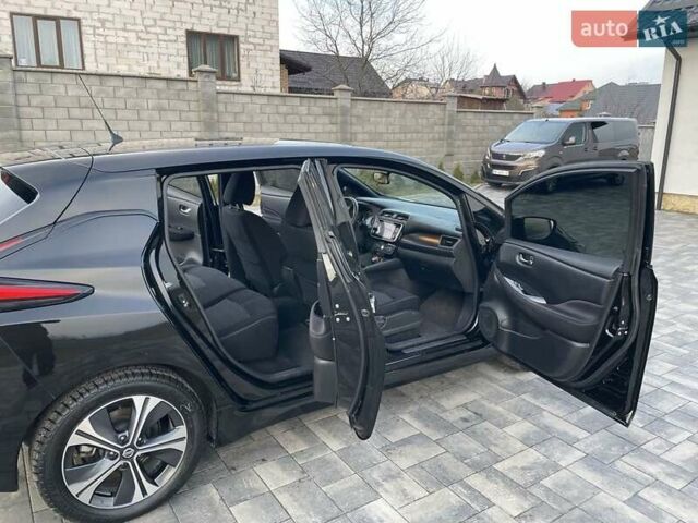 Чорний Ніссан Ліф, об'ємом двигуна 0 л та пробігом 70 тис. км за 13377 $, фото 5 на Automoto.ua