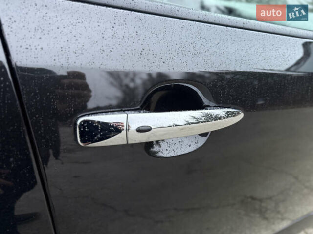 Черный Ниссан Лиф, объемом двигателя 0 л и пробегом 95 тыс. км за 16999 $, фото 43 на Automoto.ua