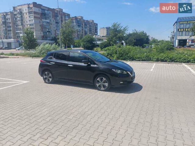 Черный Ниссан Лиф, объемом двигателя 0 л и пробегом 86 тыс. км за 15900 $, фото 6 на Automoto.ua