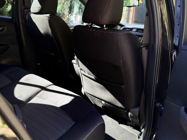 Черный Ниссан Лиф, объемом двигателя 0 л и пробегом 73 тыс. км за 16800 $, фото 6 на Automoto.ua