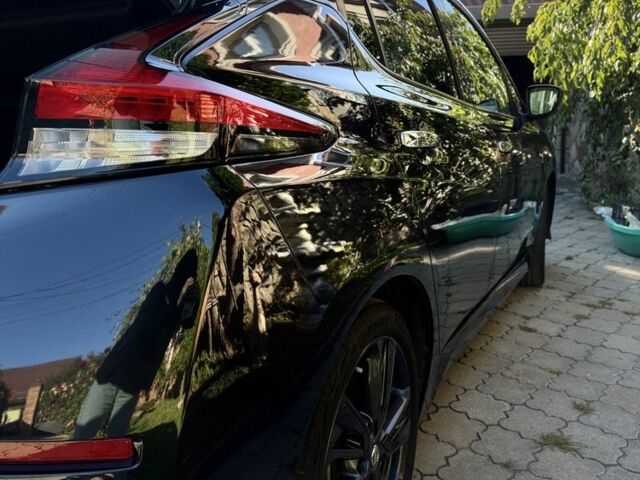 Черный Ниссан Лиф, объемом двигателя 0 л и пробегом 73 тыс. км за 16800 $, фото 2 на Automoto.ua