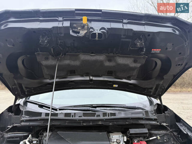 Черный Ниссан Лиф, объемом двигателя 0 л и пробегом 95 тыс. км за 16999 $, фото 21 на Automoto.ua