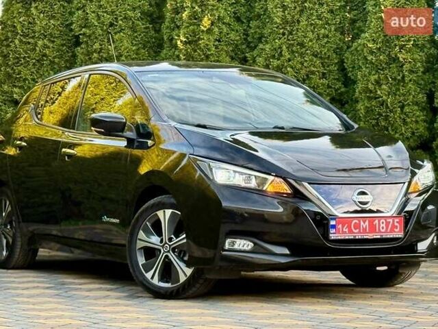 Черный Ниссан Лиф, объемом двигателя 0 л и пробегом 21 тыс. км за 15700 $, фото 1 на Automoto.ua